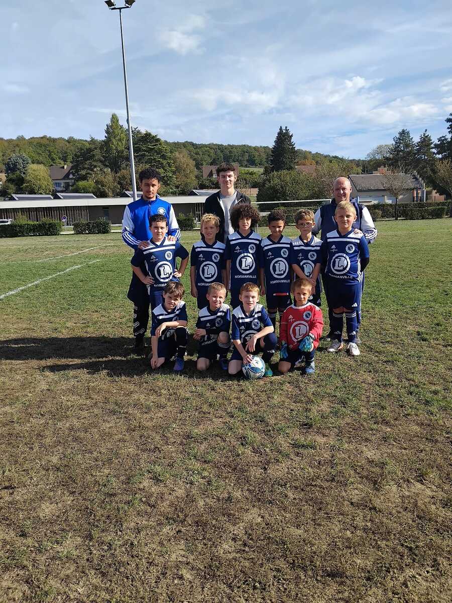 ⚽ U8/U9 – UN TRÈS BEAU PLATEAU À DOMICILE !
